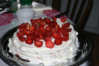 Midsummer Eve Strawberry Cake