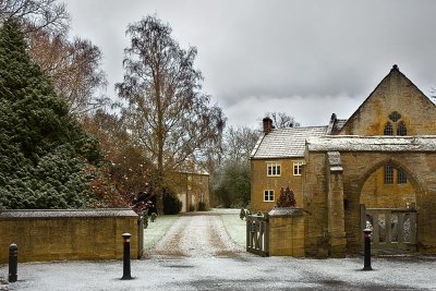 A frosty Treasurer's House, Martock