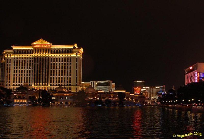 The lake on the strip