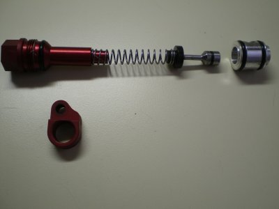 Hybrid valve and front screw.JPG