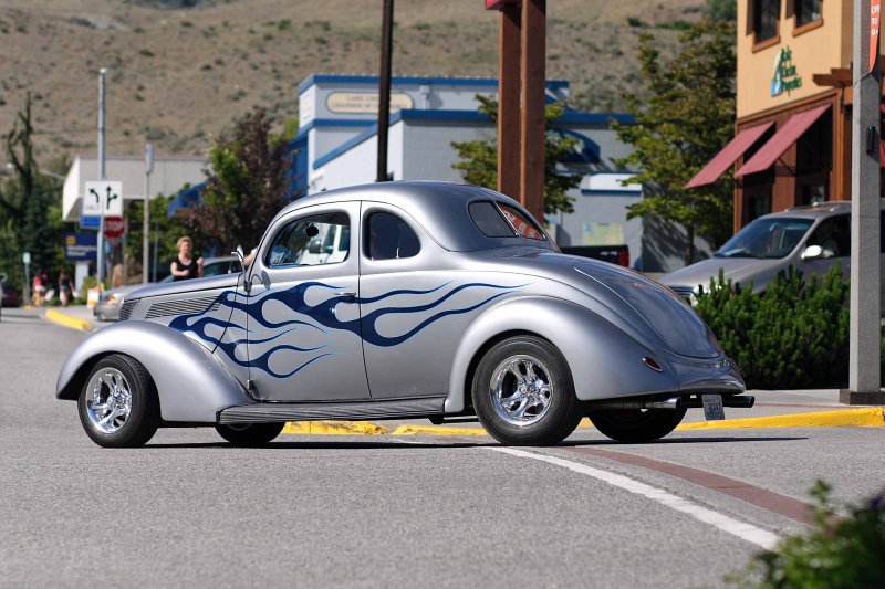 Cruisin With Style