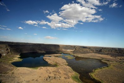  Dry Falls ( Was World's Largest Water Falls )