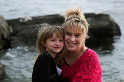 Carolyn Bond & Daughter Heather
