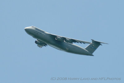 80-200 -20080612_05_Cargo Planes _DxO2_raw.JPG