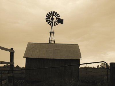 SM-Windmill-Sepia.JPG