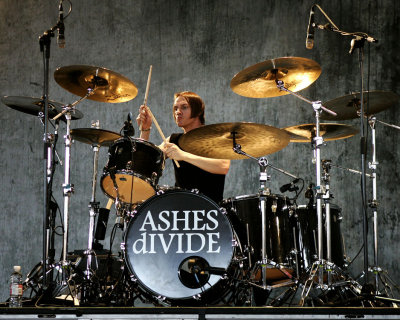Jeff Friedl of ASHES dIVIDE
