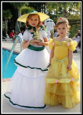 Noelle and Kylie at the Waterford Plantation costume parade
