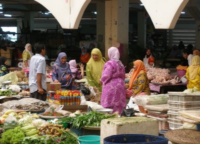 Stalls in interior court, Central Market