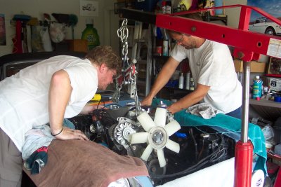 Roadster Engine Rebuild 003.jpg