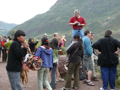 Local handicrafts are sold at scenic spots