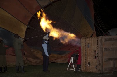 Inflating the balloon 