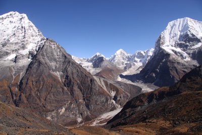 heading down to Tsho Rolpa lake