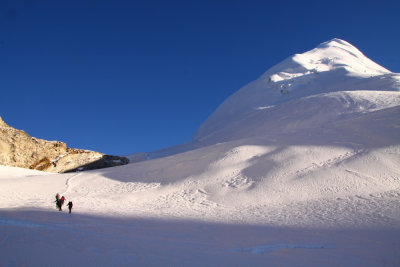 close to Tesi Lapcha pass 5755 m