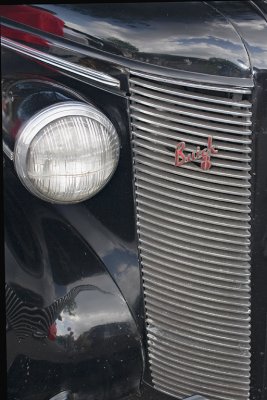 Buick 8 Grille n Headlight