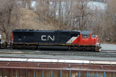 CN5737