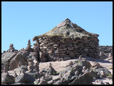 Stone hut at pass - 4910m