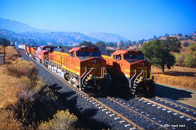 BNSF #4757 & #4610 Woodford