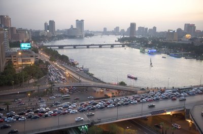 Cairo traffice over the Nile