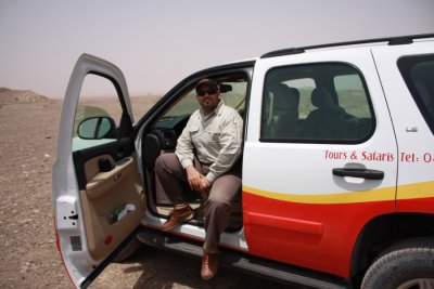 Dubai - Mountain safari to Wadi Hatta - guide Yamin