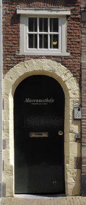 Hooglandsekerkhof 38