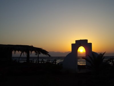 sunrise des de l'habitació del camp on estàvem, al Marine Garden