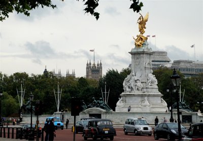 London  Buckingham Square, Parliment