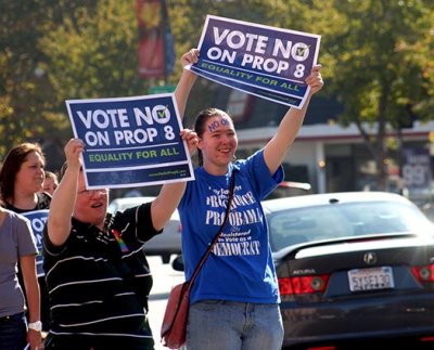 'No on Prop. 8' rally, Chico, CA