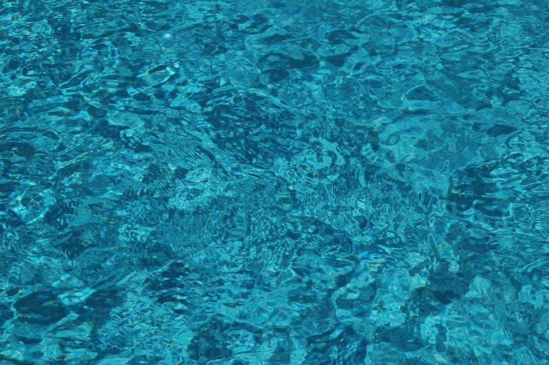 eau turquoise.JPG