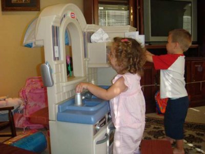elisabeth's new kitchen is a hit with both