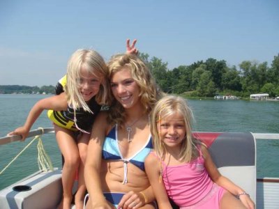 pretty girls (olivia, maggie, and grace)