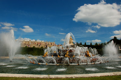 versailles palace fountain 4