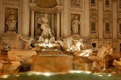 Trevi fountain night 2