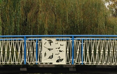 Bridge of the birds,detail