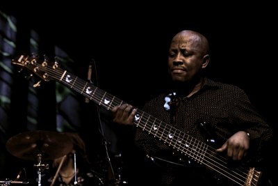 Hugh Masekela Band - Fana Zulu - 002