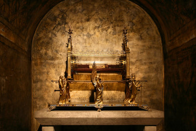 Basilique de Vzelay, relics of Maria Magdalena