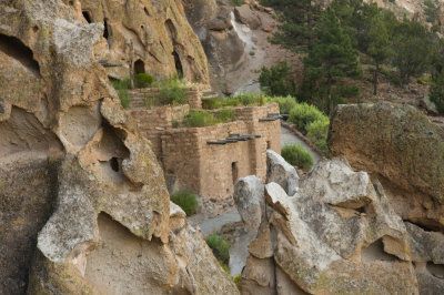 Bandelier-National-Monument-3.jpg