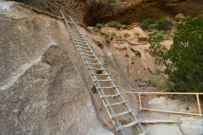 Bandelier-National-Monument-5.jpg