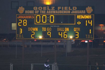 128.jpg   Jags 28  Red Wings 14
