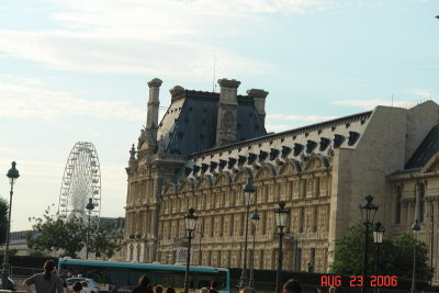 louvre and area10.JPG