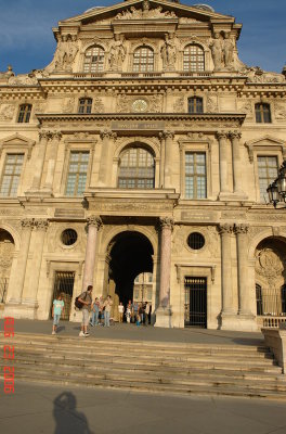 louvre and area7.JPG