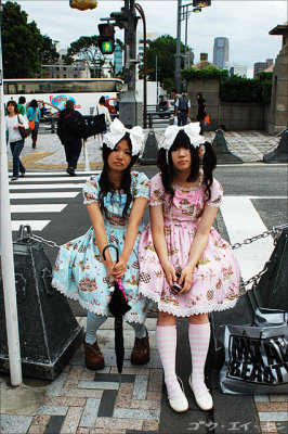 120508 dolls