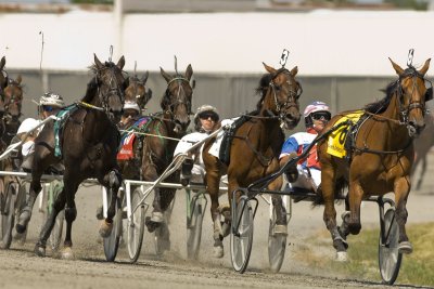 9. Oaks Final turn 2