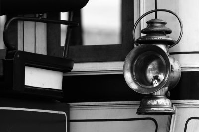 VINTAGE PARISIAN BUSES