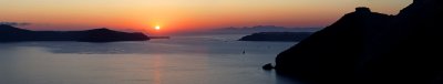 Santorini_pan_6728_6733_sm.jpg