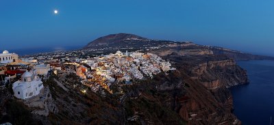 Santorini_pan_7107_7111_sm.jpg