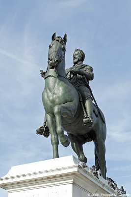 Henri IV (statue inauguree en 1614)