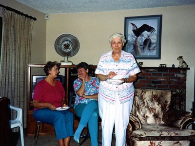 Bev, Jeannie & Mother