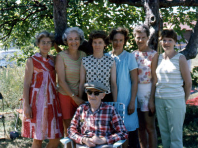 Sisters and Great Grandpa