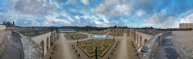 Versailles