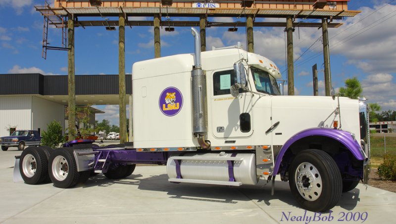LSU Truck